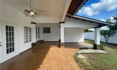 VENTA DE CASA EN SAN PABLO VILLA MARIA 4 RECAMARAS CON CERCA PERIMETRA