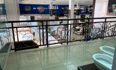 LOCAL CON DEPÓSITO 2337 M2 AVENIDA SANTA ELENA PARQUE LEFEVRE JP