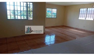 VENTA DE CASA  EN SAN PABLO CERCADA ATRAS  ACEPTA ABONO