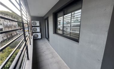 VENTA DEPARTAMENTO 3 AMB C BALCON Y COCHERA. CRAIG 600, CABALLITO CABA