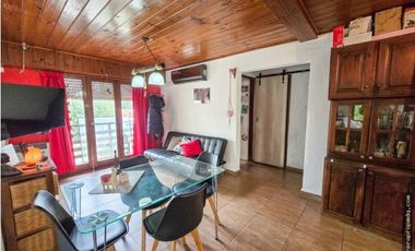 PH 4 AMB. PADRE DUTTO y CARASA - A 100 mts de AV. F. de la Plaza