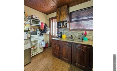 PH 4 AMB. PADRE DUTTO y CARASA - A 100 mts de AV. F. de la Plaza