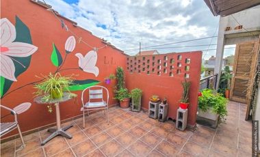 PH 4 AMB. PADRE DUTTO y CARASA - A 100 mts de AV. F. de la Plaza