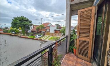 PH 4 AMB. PADRE DUTTO y CARASA - A 100 mts de AV. F. de la Plaza