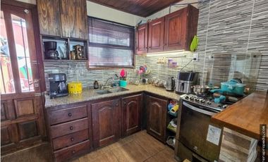 PH 4 AMB. PADRE DUTTO y CARASA - A 100 mts de AV. F. de la Plaza