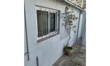 Ameyra 4051, entre J. B Justo y Vidal
