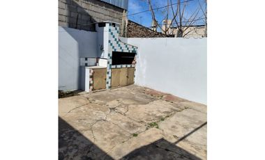 Ameyra 4051, entre J. B Justo y Vidal