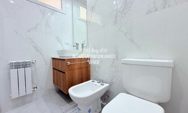 Av.Luro y Córdoba 3 ambientes al frente