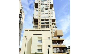 Pinamar - Venta departamento 3 amb - cochera - sobre Av Bunge