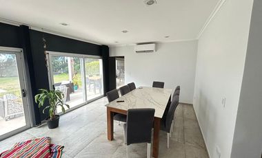 Casa en alquiler en Las Golondrinas