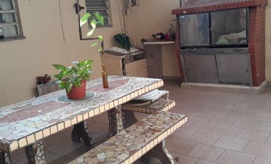 Casa en venta en Banfield Este