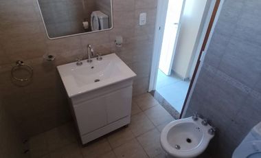 Casa PH en alquiler en Ramos Mejia Sur