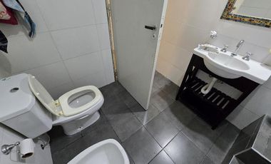 Casa en alquiler en Remedios de Escalada Oeste