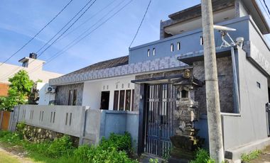 Affordable 2-Story House in Ungasan, Ready to Move In, Villa Surrounding, Near the Beach