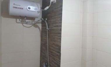 Disewa Apartemen Sky Terrace, Furnished Dengan View Mall Daan Mogot