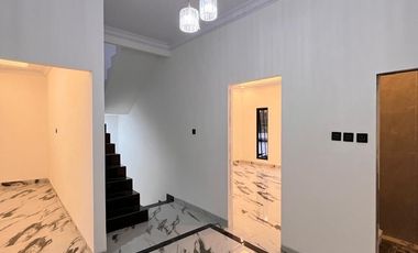 Rumah 2 Lantai Rooftop dekat aeon Mall