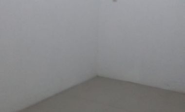 Rumah Bebas Banjir 15 Mnt ke Blu Plaza Siap Huni Dibantu KPR  J-32860