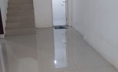 Rumah Bebas Banjir 15 Mnt ke Blu Plaza Siap Huni Dibantu KPR  J-32860