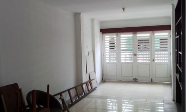 Rumah 2 Lt SHM 15 menit ke Tol Bekasi Timur 1 Dibantu KPR J-32819