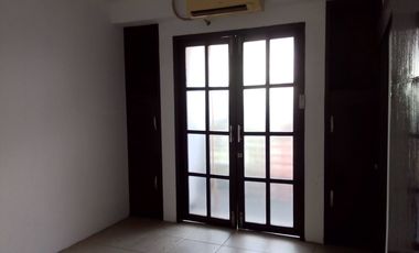 Rumah 2 Lt SHM 15 menit ke Tol Bekasi Timur 1 Dibantu KPR J-32819