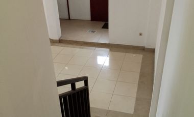 Rumah 2 Lt SHM 15 menit ke Tol Bekasi Timur 1 Dibantu KPR J-32819