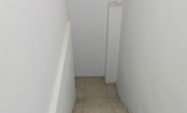 Rumah 2 Lt SHM 15 menit ke Tol Bekasi Timur 1 Dibantu KPR J-32819
