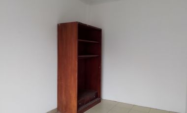 Rumah 2 Lt SHM 15 menit ke Tol Bekasi Timur 1 Dibantu KPR J-32819