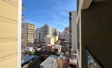 Alquiler depto 2 amb Villa Urquiza Balcón corrido