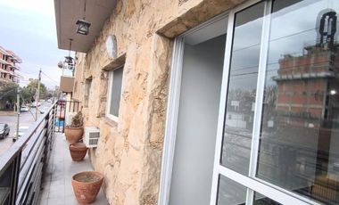 Departamento Tres ambientes en Alquiler