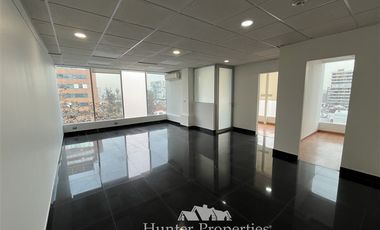 Oficina en Arriendo en A pasos del metro Manuel Monntt