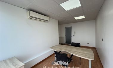 Oficina en Arriendo en A pasos del metro Manuel Monntt