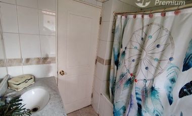Casa en Venta en AV LAS FLORES CON VALLE DEL SOL