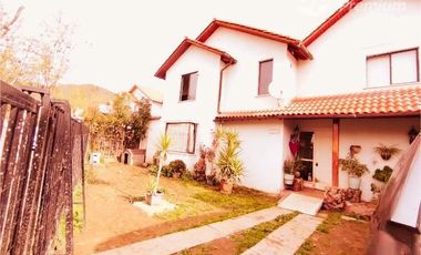 Casa en Venta en AV LAS FLORES CON VALLE DEL SOL