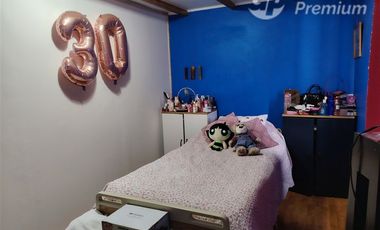 Casa en Venta en AV LAS FLORES CON VALLE DEL SOL
