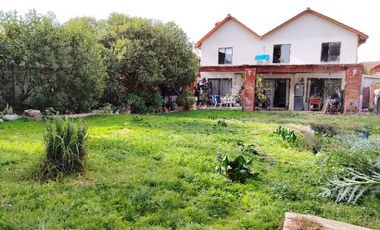 Casa en Venta en AV LAS FLORES CON VALLE DEL SOL