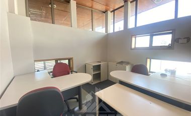 Oficina en Arriendo en COD39049 Atención a Publico, Amplio, con estacionamiento en Av Alemania