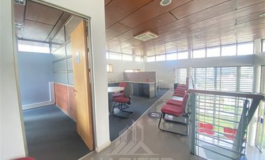 Oficina en Arriendo en COD39049 Atención a Publico, Amplio, con estacionamiento en Av Alemania