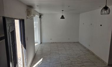 PH 3 SMB CON PATIO EN ALQUILER