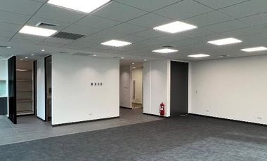 Oficina en Arriendo en Santa María 6370