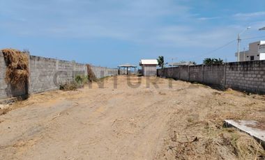 Venta de terreno vía Data km 6 desde carretera con salida directa a la playa