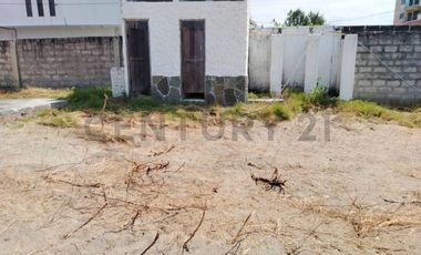 Venta de terreno vía Data km 6 desde carretera con salida directa a la playa