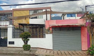 Vendo Casa   cerca a Quicentro Norte
