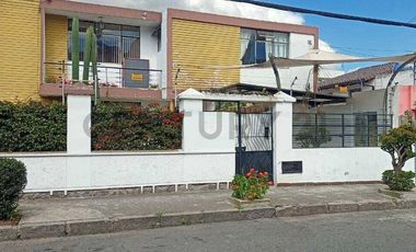 Vendo Casa   cerca a Quicentro Norte