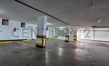 Departamento con terraza en Venta Urb. Lomas de Monteserrin