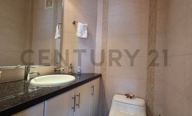 Departamento con terraza en Venta Urb. Lomas de Monteserrin