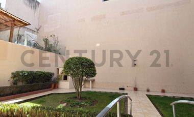 Departamento con terraza en Venta Urb. Lomas de Monteserrin