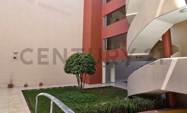 Departamento con terraza en Venta Urb. Lomas de Monteserrin