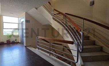 Departamento con terraza en Venta Urb. Lomas de Monteserrin