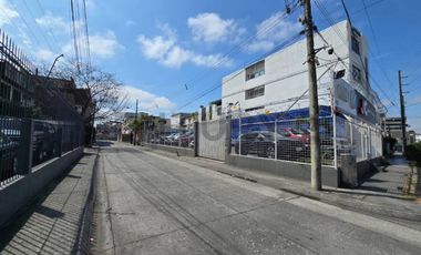 Terreno de Oportunidad en el Corazón de Kennedy Norte