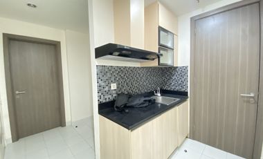 Jual Murah Apartment St Moritz Private Jacuzzi Lippo Puri Indah Jakarta Barat
